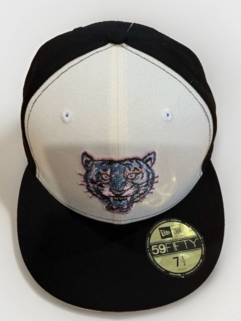 Detroit Tigers Cooperstown Fitted Hat Size 7 1/2 Pink Brim Comerica Park Rare